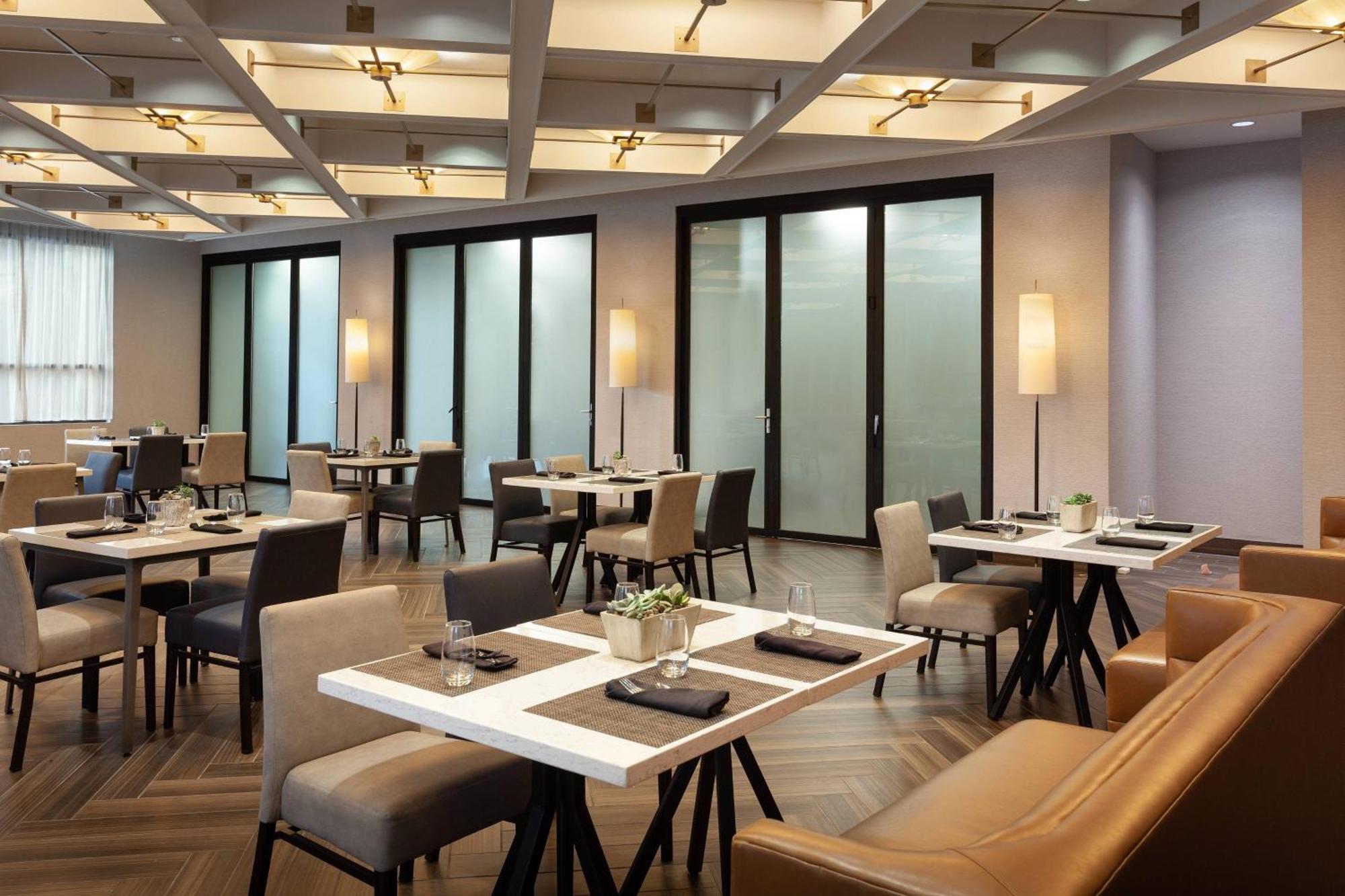 Marriott Phoenix Airport Экстерьер фото