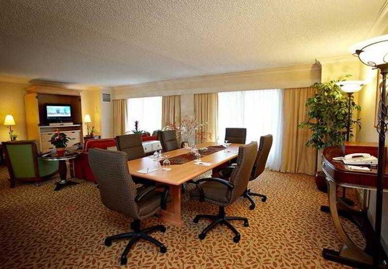 Marriott Phoenix Airport Удобства фото